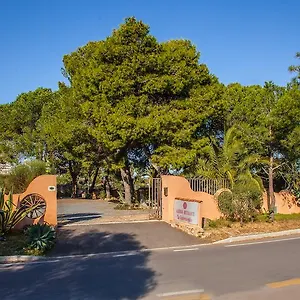 2* Hotel Su Gunventeddu